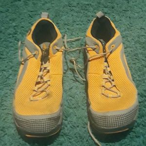 Orange agressive treed hiking shoes